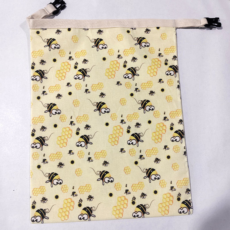 Reusable Beeswax Food Storage Bags Made From Linen And Cotton